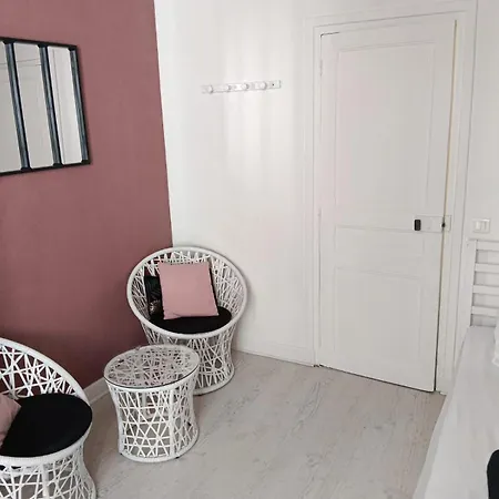 Apartment Mon Repos 1 *